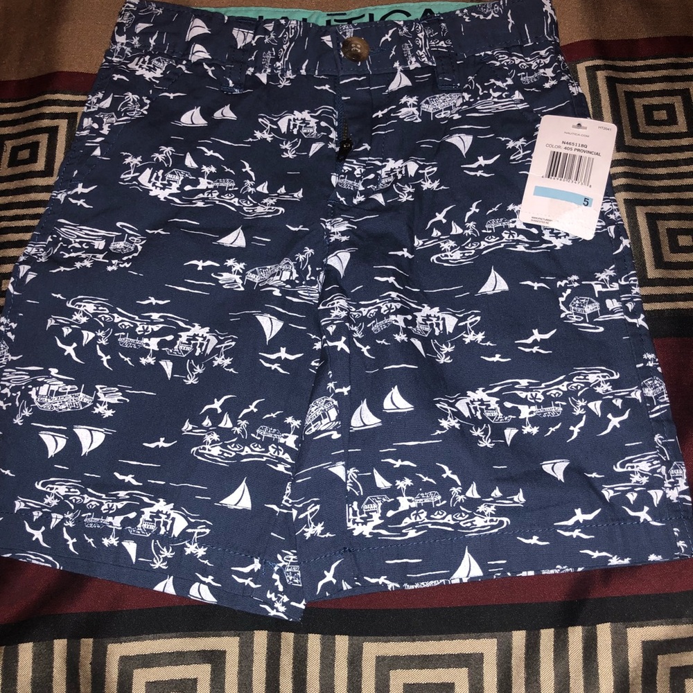 BOY SHORTS